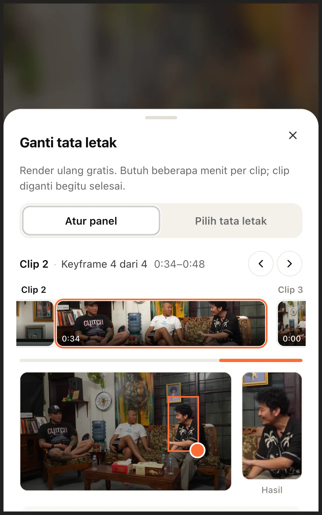 Atur panel: filmstrip keyframe per clip, keyframe terpilih dengan kotak oranye yang bisa digeser, dan hasil frame vertikal di sampingnya